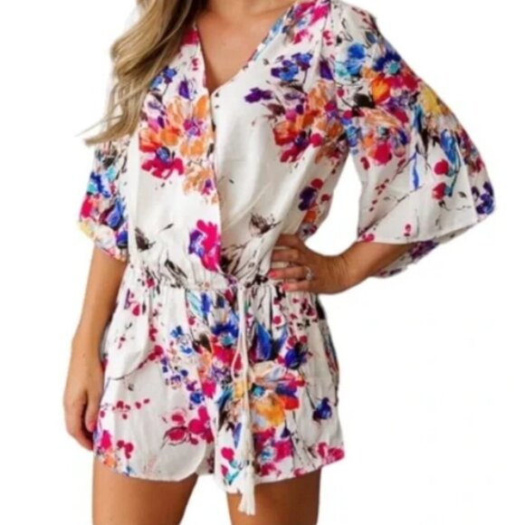 Umgee Floral Cream Romper - Picture 1 of 15